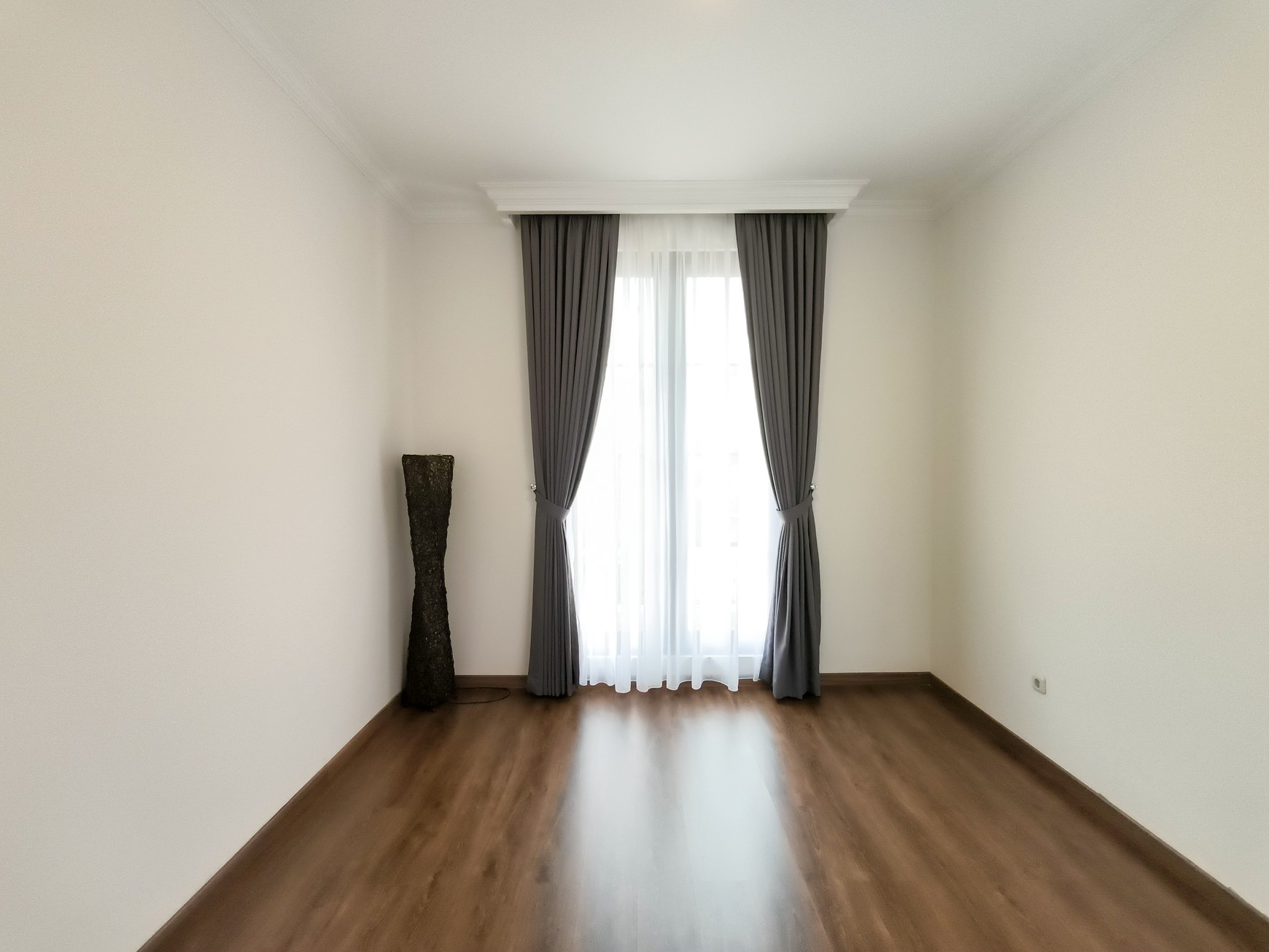 Rumah posisi hoek,dalam cluster di Bintaro Jaya 7