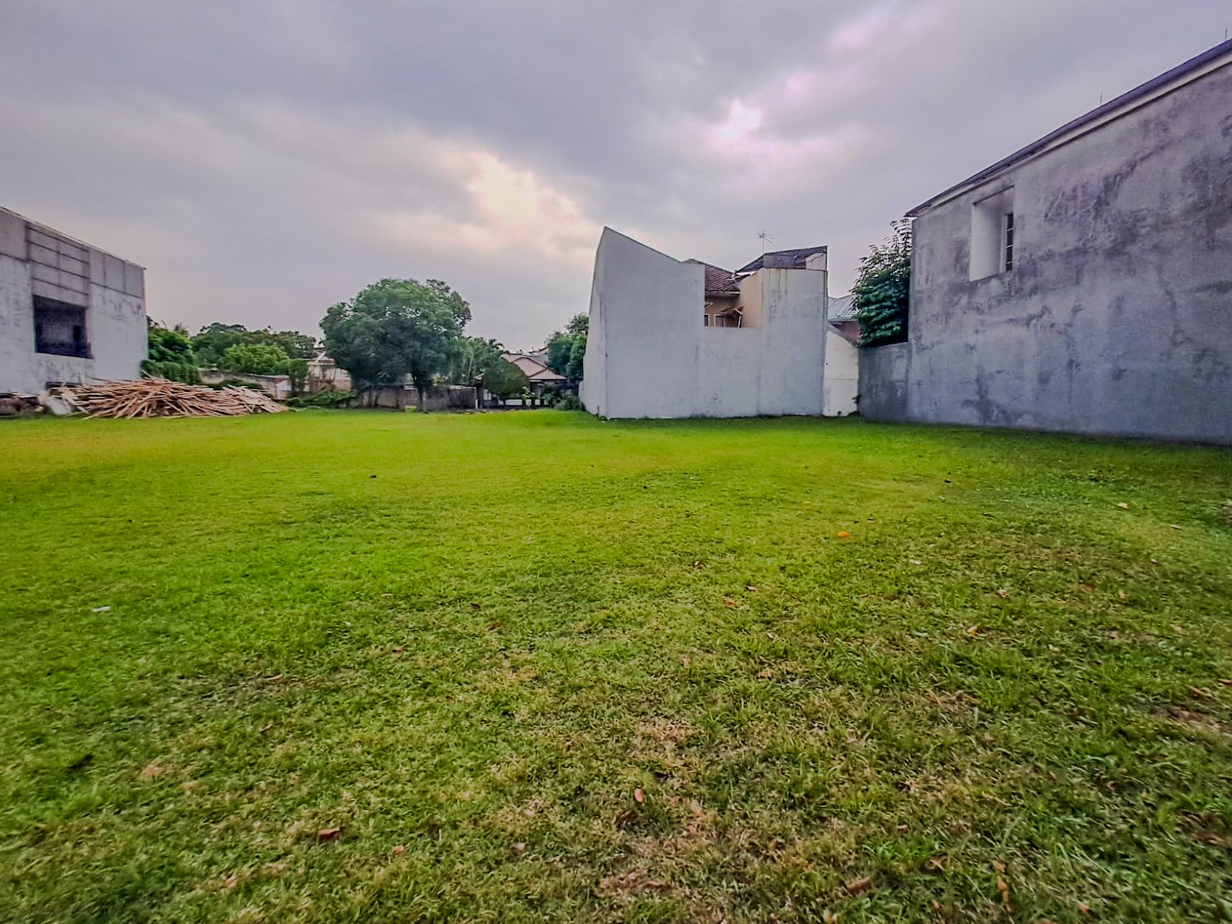 Tanah Luas Cluster Nyaman di BSD City