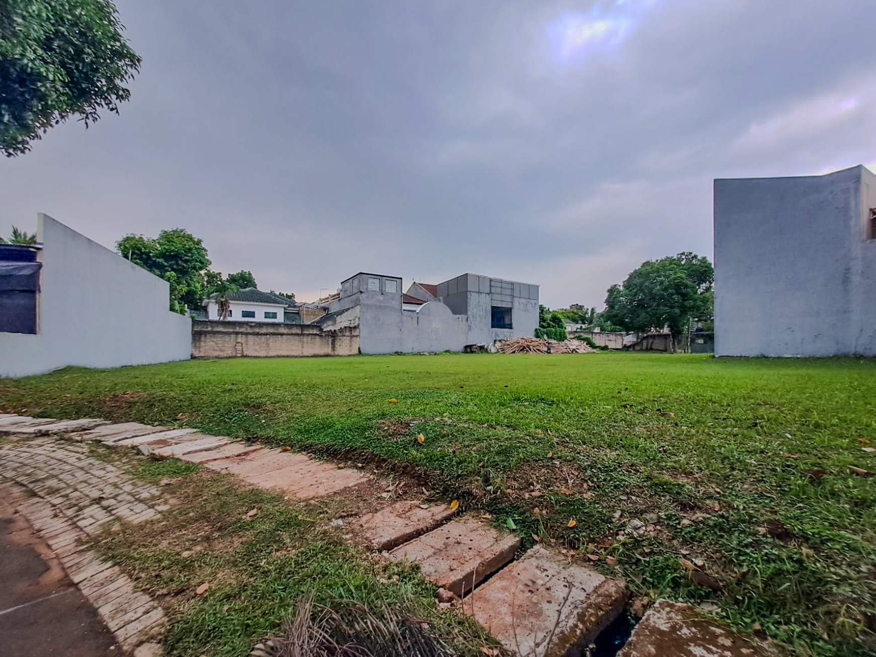 Tanah Luas Cluster Nyaman di BSD City