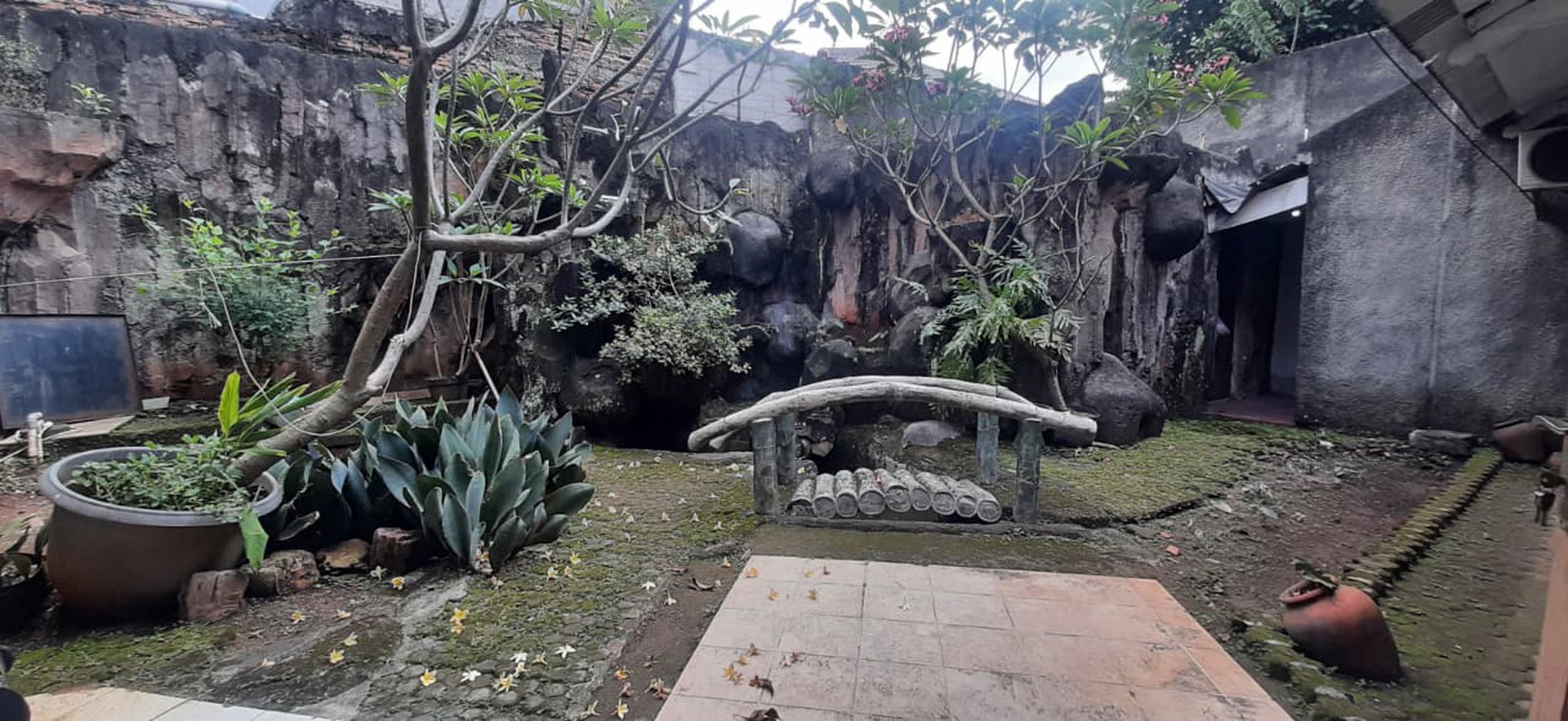 Rumah 2Lantai Dekat Stasiun Comutter & Gate Tol Bintaro, Area Pondok Ranji