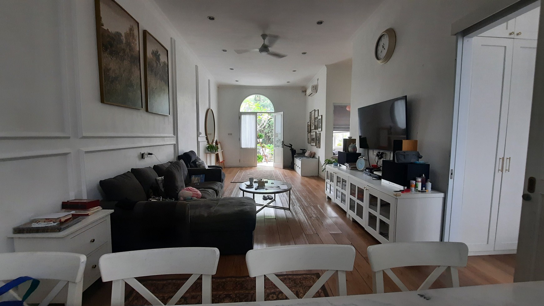 Rumah Satu Lantai Dengan Design yang sangat bagus,nyaman, lingkungan asri dan Berada di Lokasi Strategis di Taman Beverly Lippo Cikarang