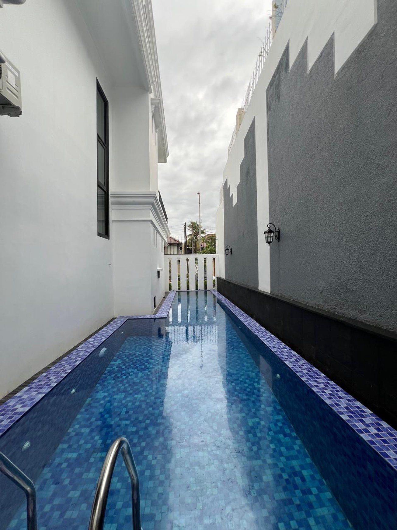 Rumah pool,power room di Bintaro Jaya 8