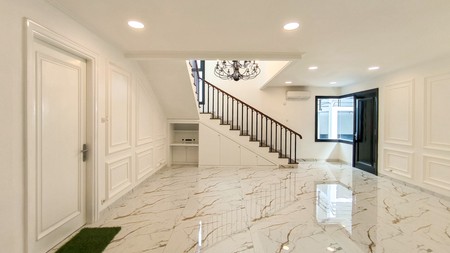 Rumah pool,power room di Bintaro Jaya 8