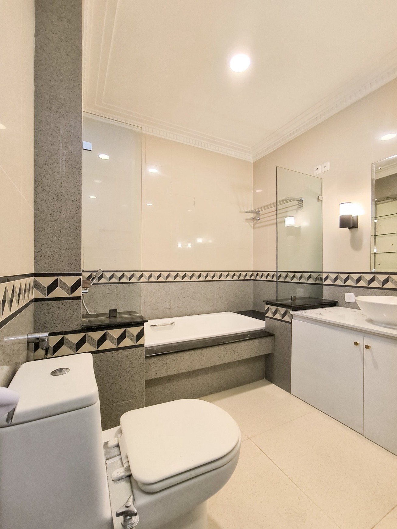 Rumah pool,power room di Bintaro Jaya 8