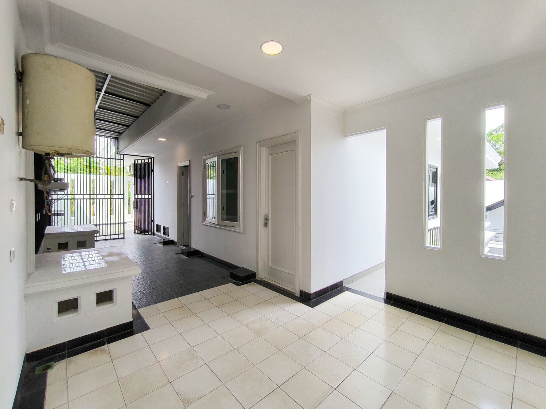 Rumah pool,power room di Bintaro Jaya 8