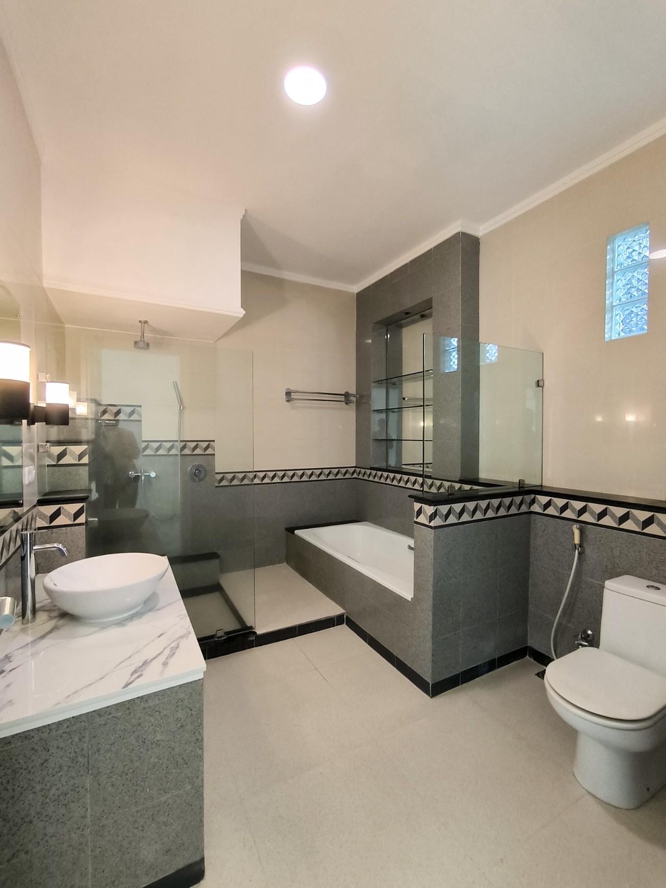 Rumah pool,power room di Bintaro Jaya 8