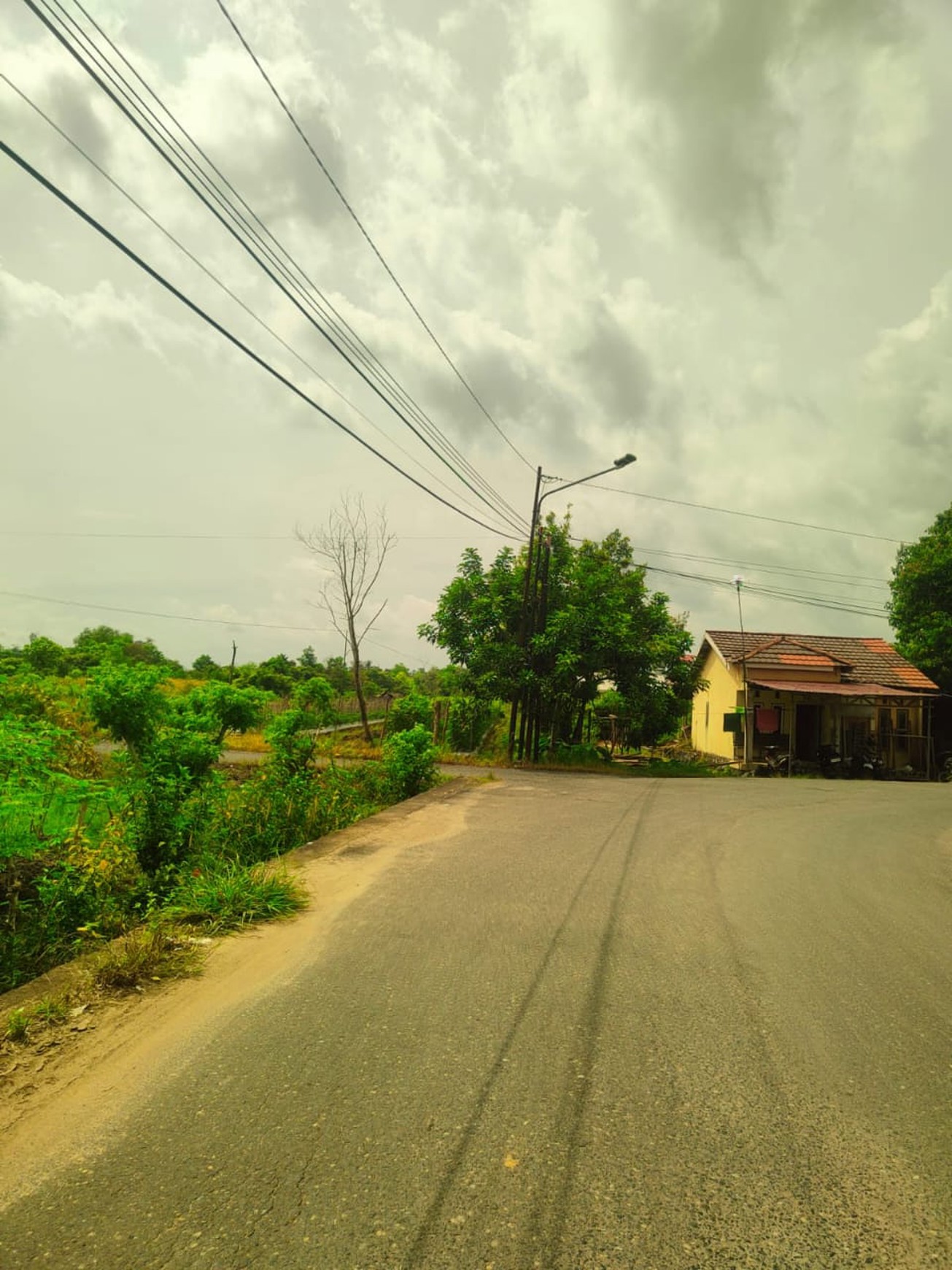 Tanah 900 Meter Persegi Lokasi Dekat Swargaloka Golf, Banjarbaru, Kalimantan Selatan