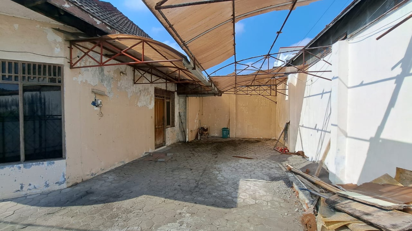 Tanah Bonus Bangunan Lokasi Strategis di Daerah Condong Catur Depok Sleman 