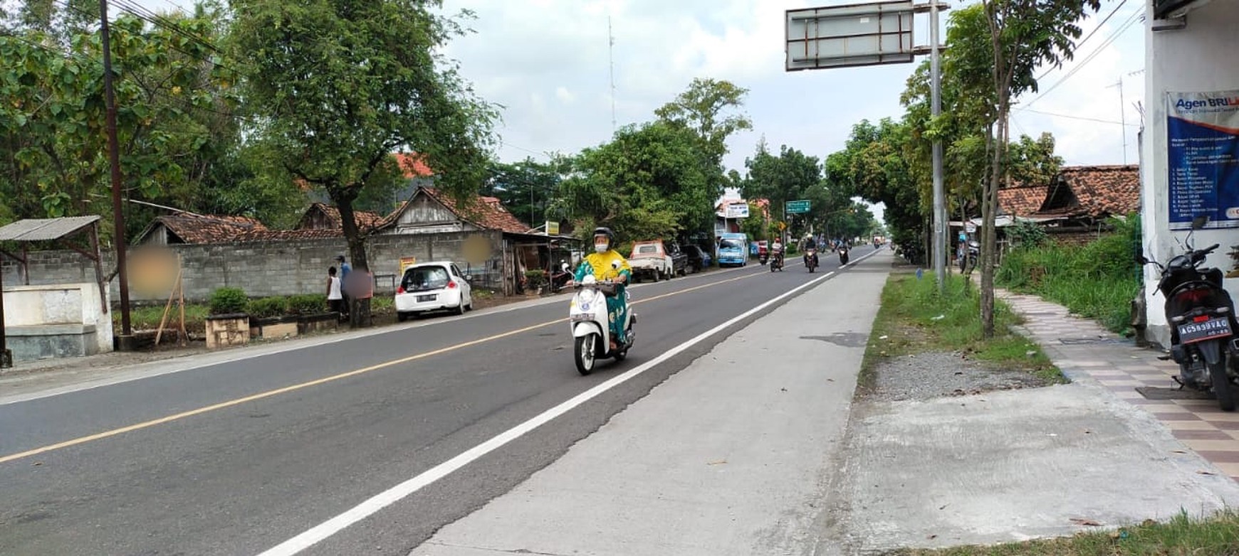 Tanah 369 Meter persegi Di Pinggir Jalan Raya Madiun-Surabaya Cocok Untuk Usaha