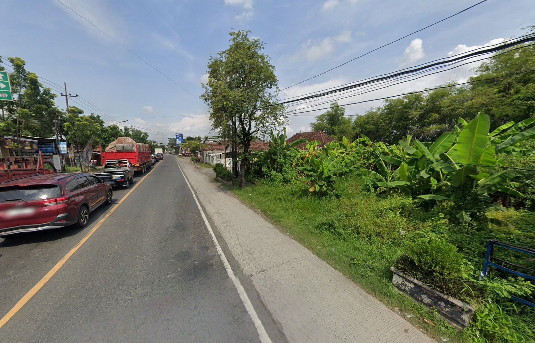 Tanah 379 Meter persegi Di Pinggir Jalan Raya Madiun-Surabaya Cocok Untuk Usaha