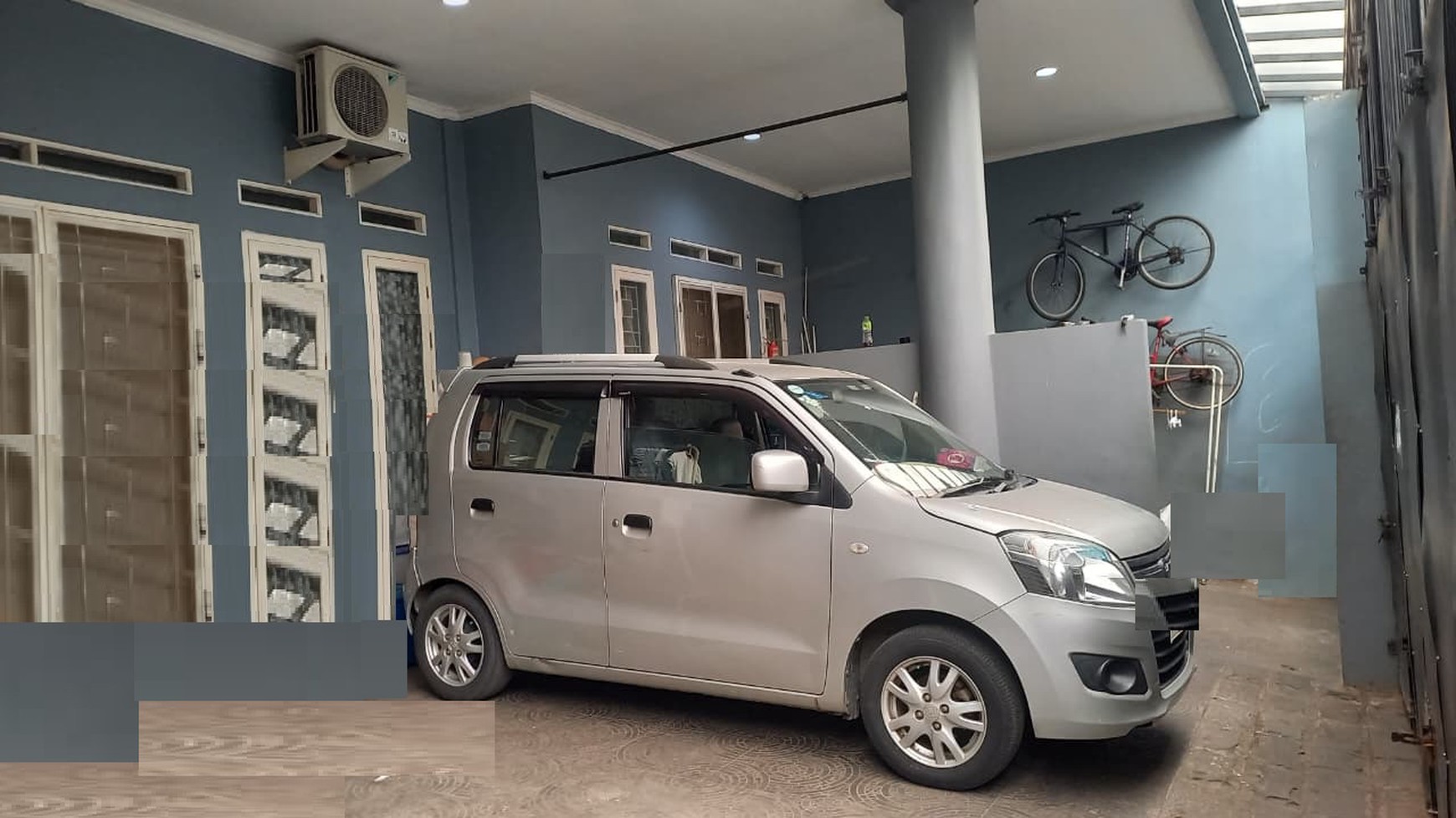 Rumah dekat sektor 2 Bintaro dan st kereta Pd Ranji, untuk kost kostan cocok.