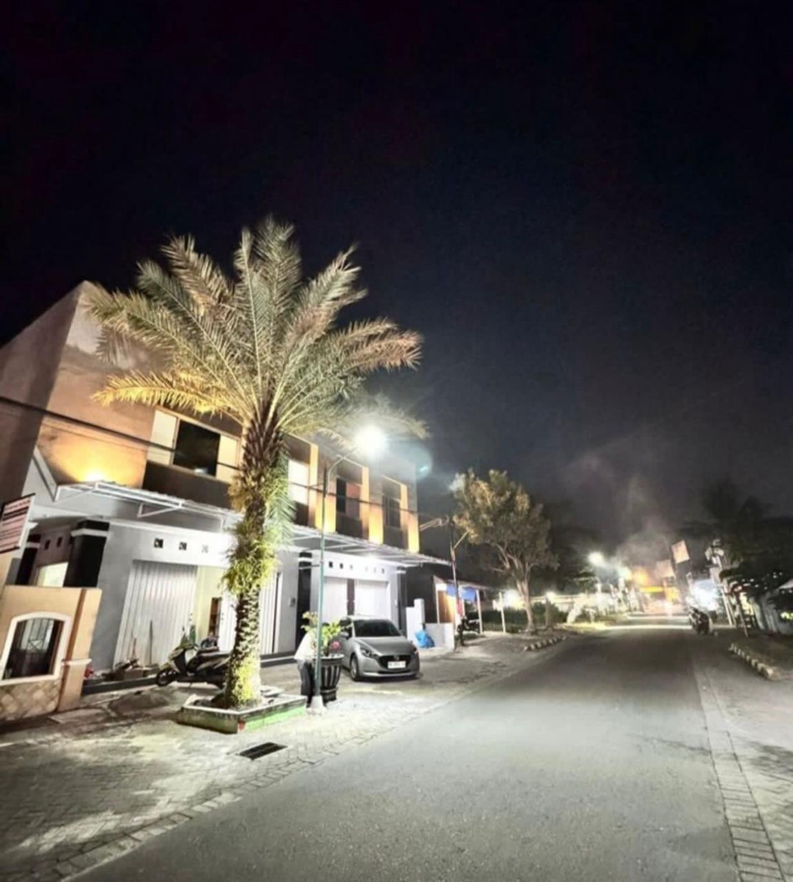 DIJUAL 2 RUKO CANTIK LOKASI STRATEGIS AREA UMY 2 LANTAI