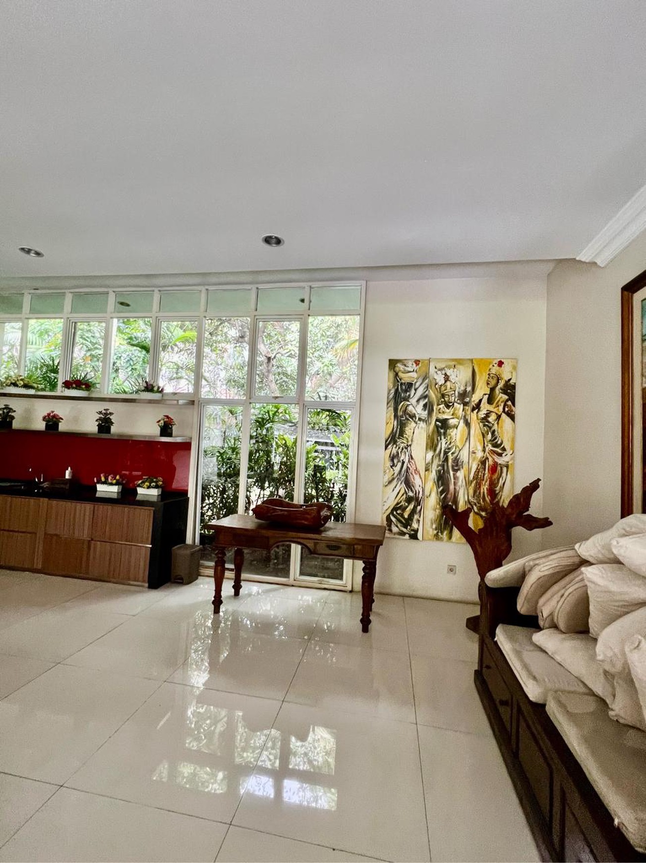 Rumah Halaman luas,bagus di Bintaro Jaya 5