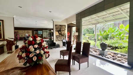 Rumah Halaman luas,bagus di Bintaro Jaya 5