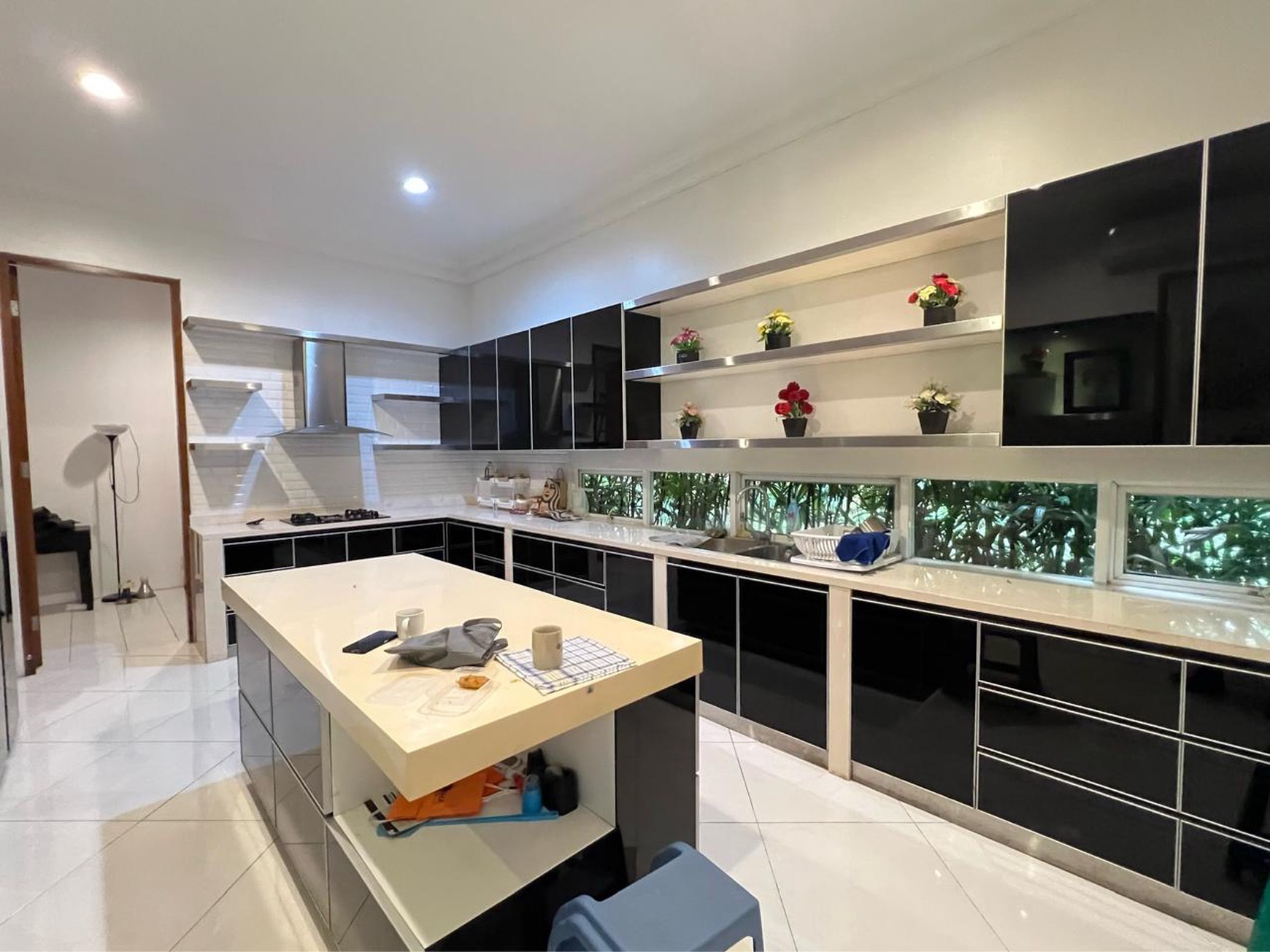Rumah Halaman luas,bagus di Bintaro Jaya 5