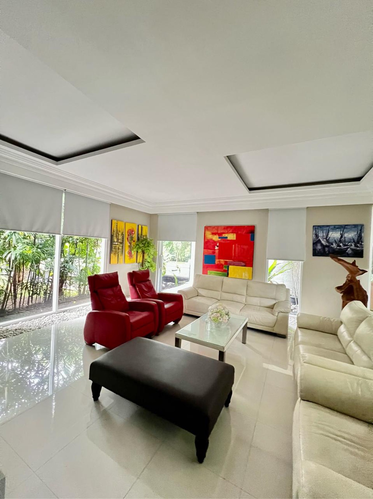 Rumah Halaman luas,bagus di Bintaro Jaya 5