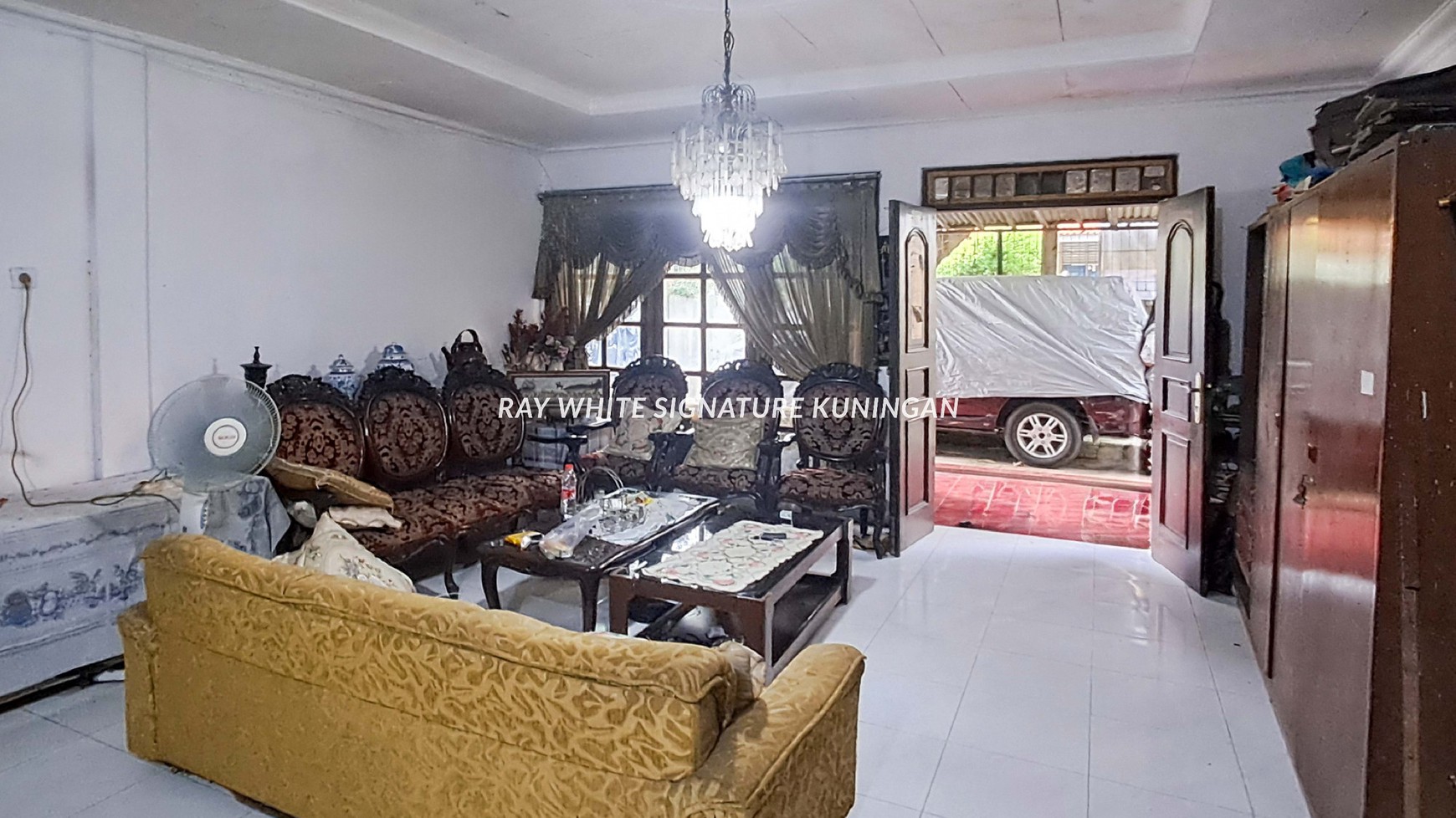 Rumah Tinggal dan Kost di Jl Sultan Iskandar Muda Dekat Pondok Indah