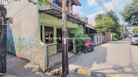 Rumah Kost Hitung Tanah di Jl Asem Baris Cocok Untuk Investasi