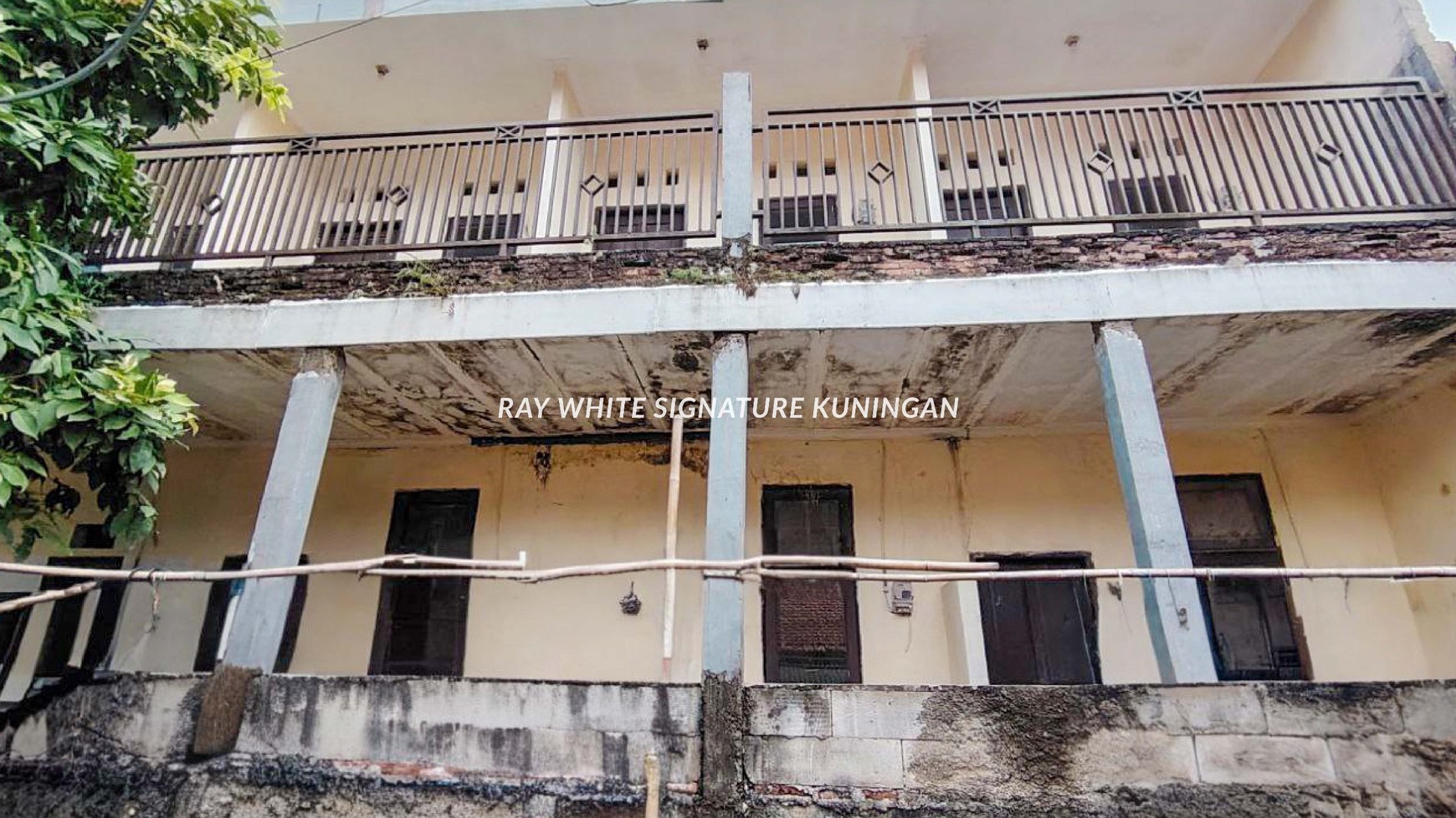 Rumah Kost Hitung Tanah di Jl Asem Baris Cocok Untuk Investasi
