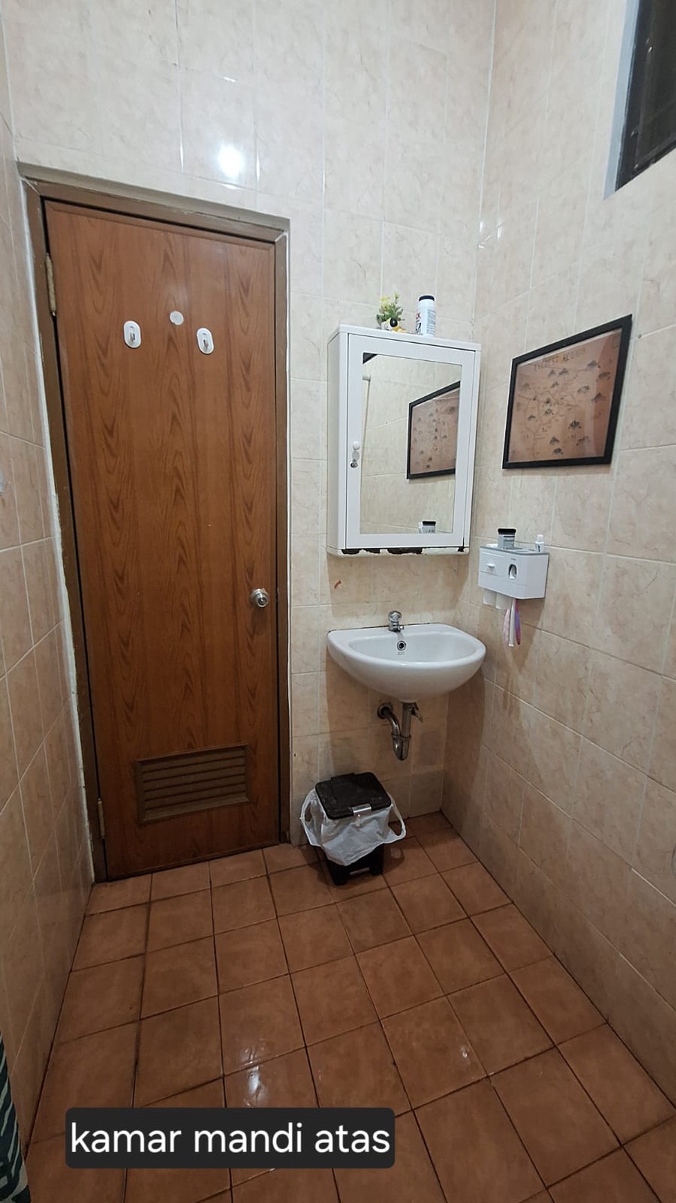 Rumah Bagus,2 lantai,dalam cluster di Bintaro Jaya 9