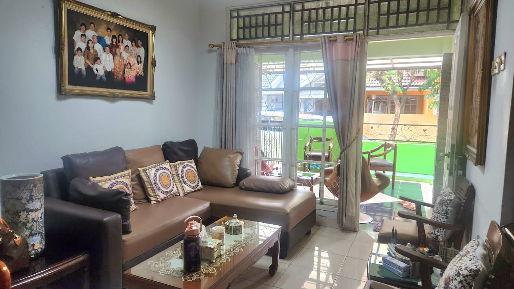 Rumah dalam cluster,listrik 3500 watt di Bintaro Jaya 9
