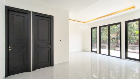 Rumah Bagus Brand New Di Kasuari Bintaro Jaya Sektor 9.