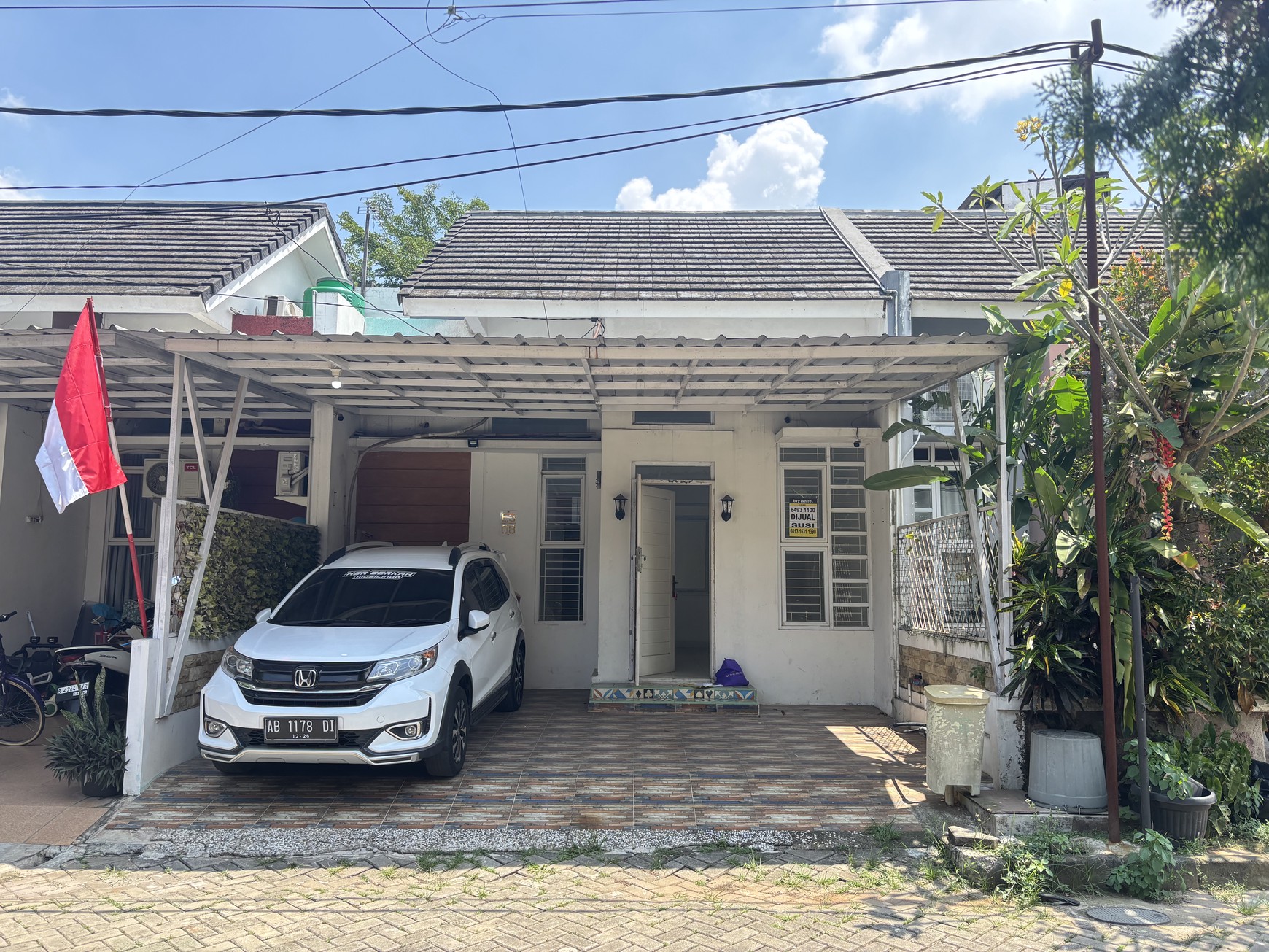 Rumah Satu Lantai di Poennix Kompleks Asabri Jatisari Bekasi 