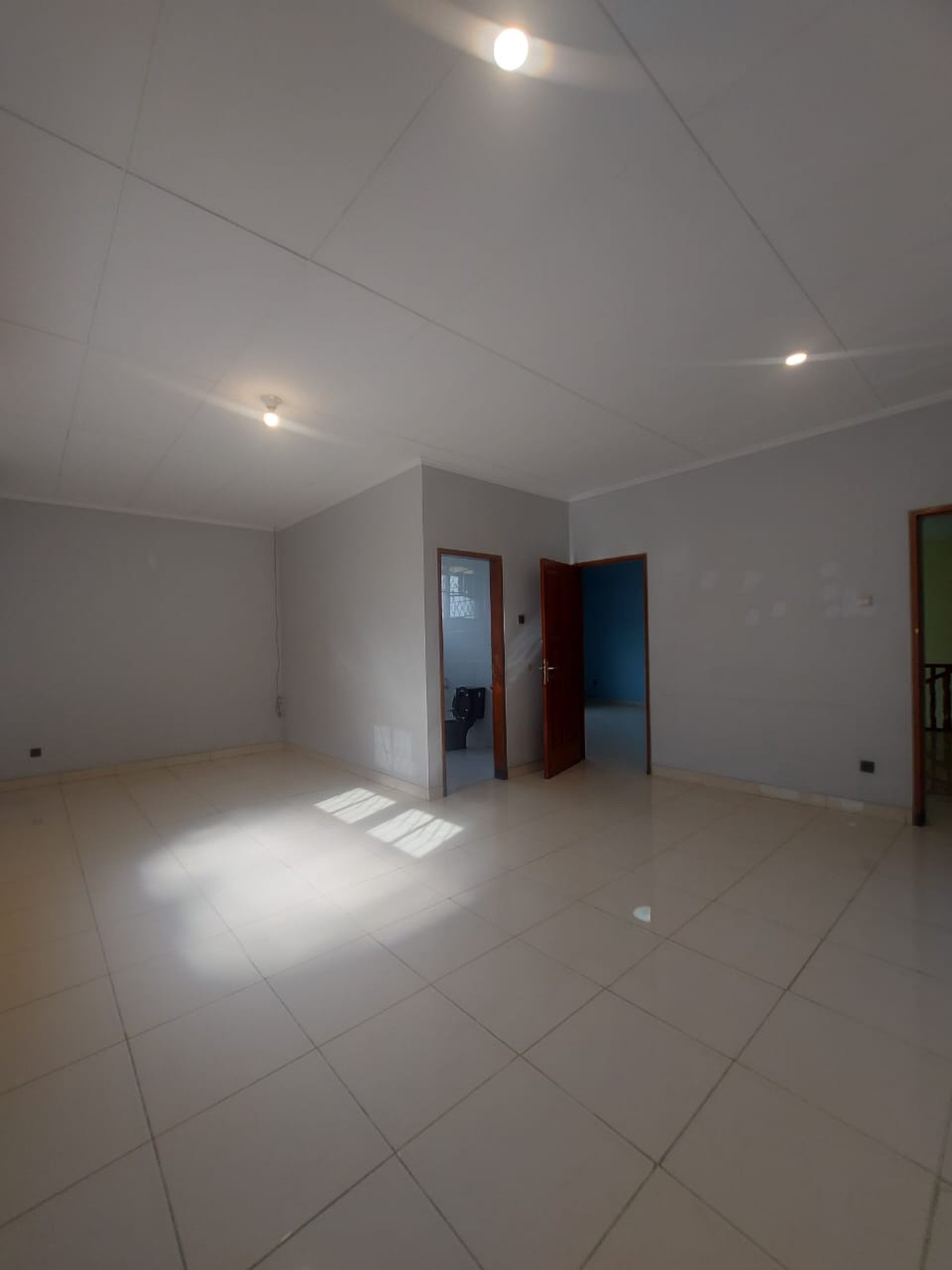 Rumah luas dalam townhouse Ampera - cilandak