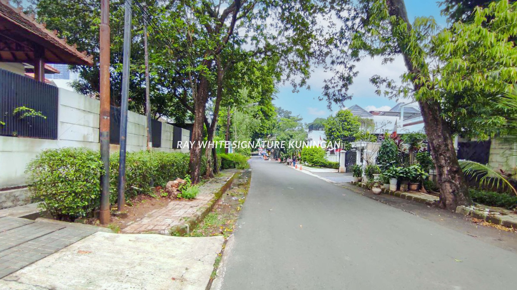 Rumah Layak Huni Lokasi Prime di Jl Wijaya Area Tenang