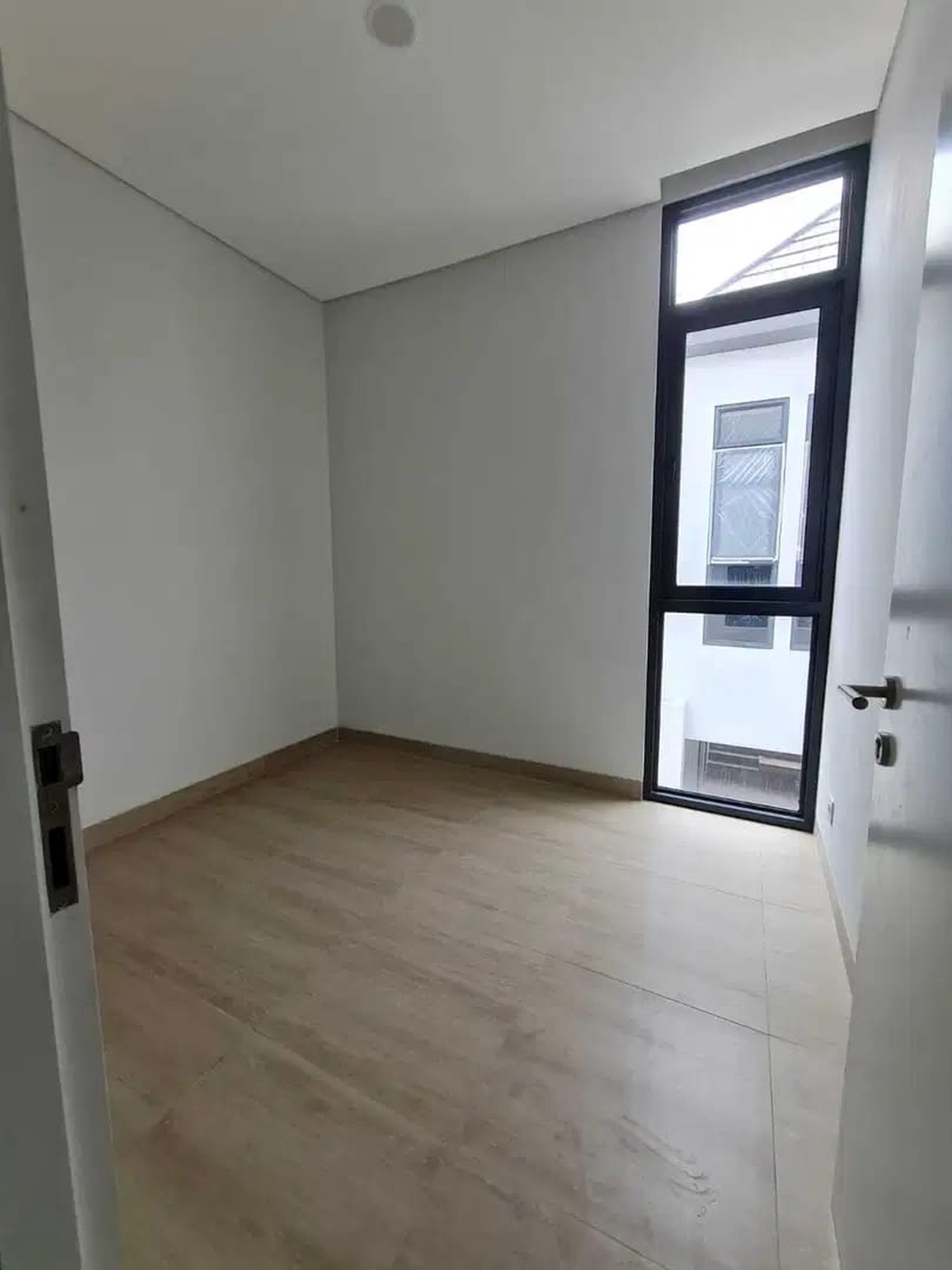 Fast Rent. Rumah mewah Greenwich Park Aether, BSD