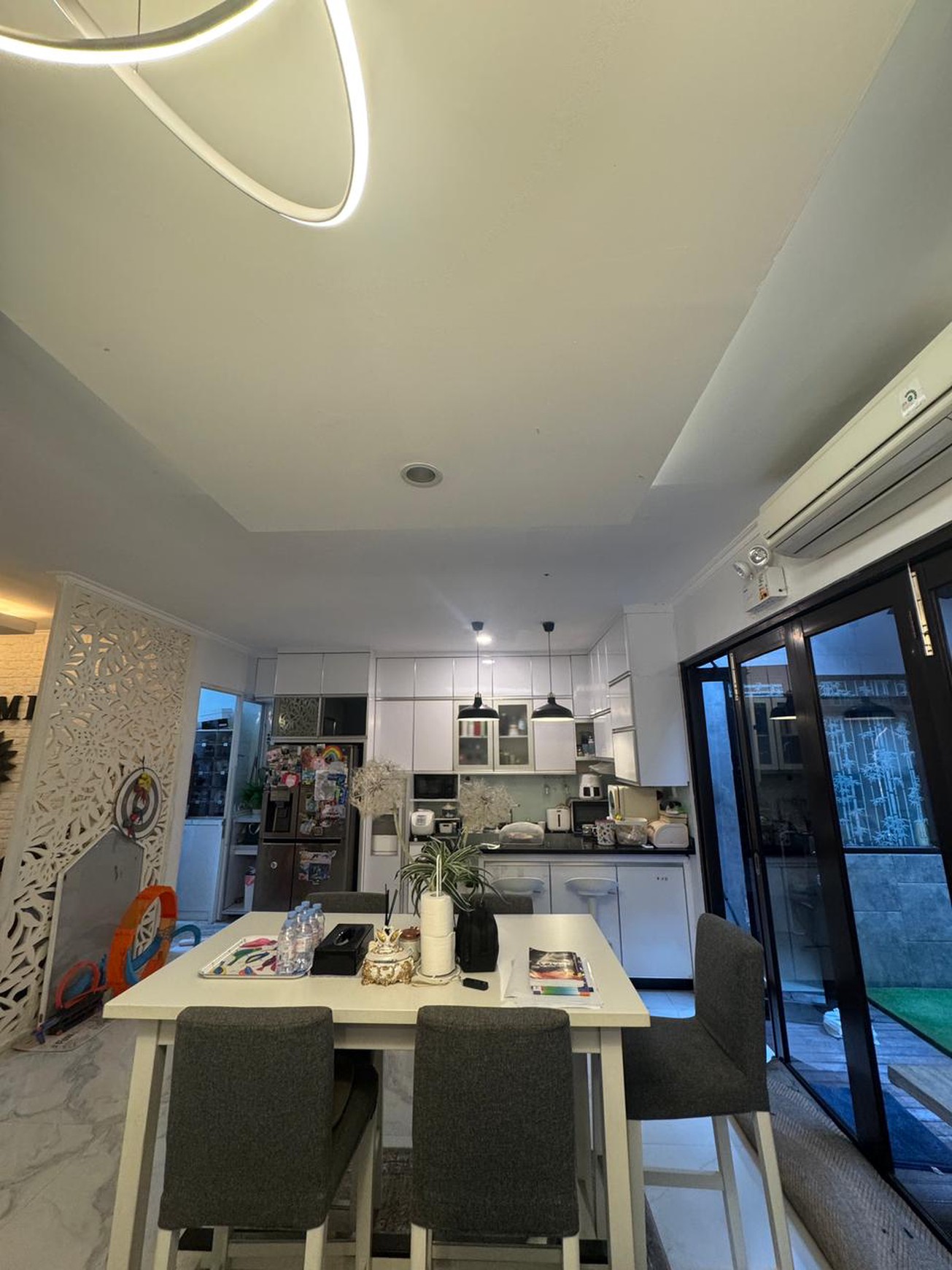 Rumah Minimalis 2 Lantai Siap Huni di Delatinos BSD Dekat Tol