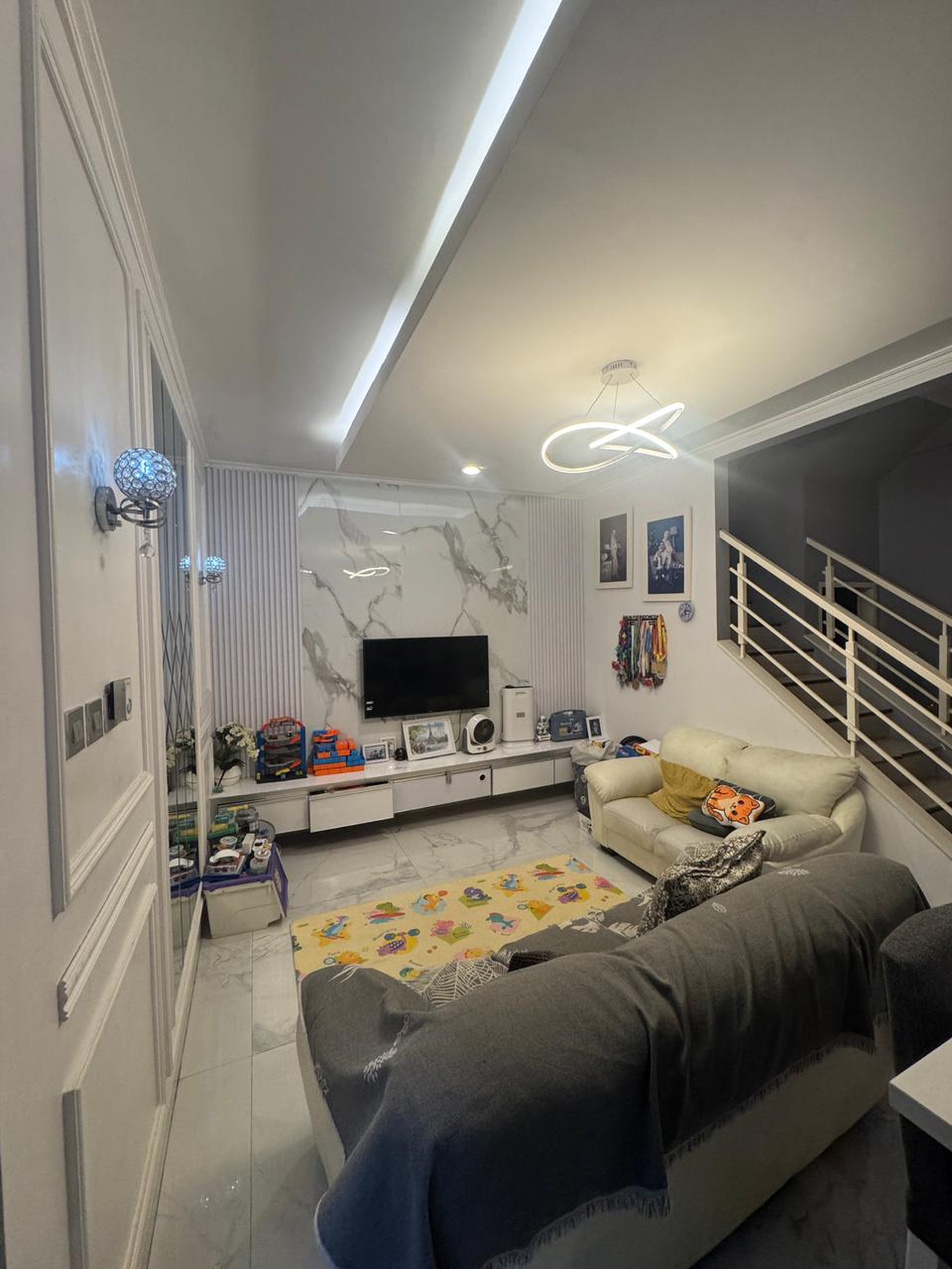 Rumah Minimalis 2 Lantai Siap Huni di Delatinos BSD Dekat Tol