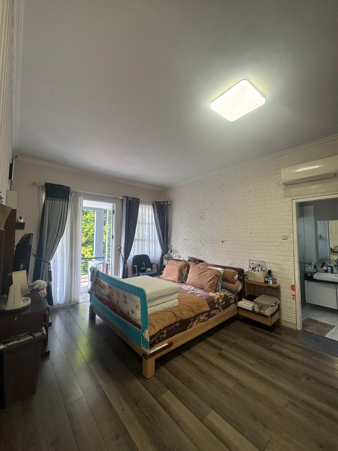 Rumah Minimalis 2 Lantai Siap Huni di Delatinos BSD Dekat Tol