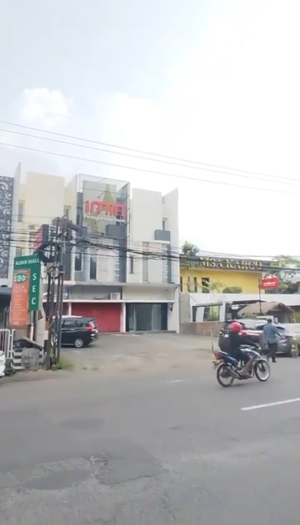 Dijual Ruko Raya Jemursari - Raya Prapen- Tenggilis Mejoyo - Parkiran Luas - Nol Jalan Raya Komersial Cocok Buat Segala Usaha