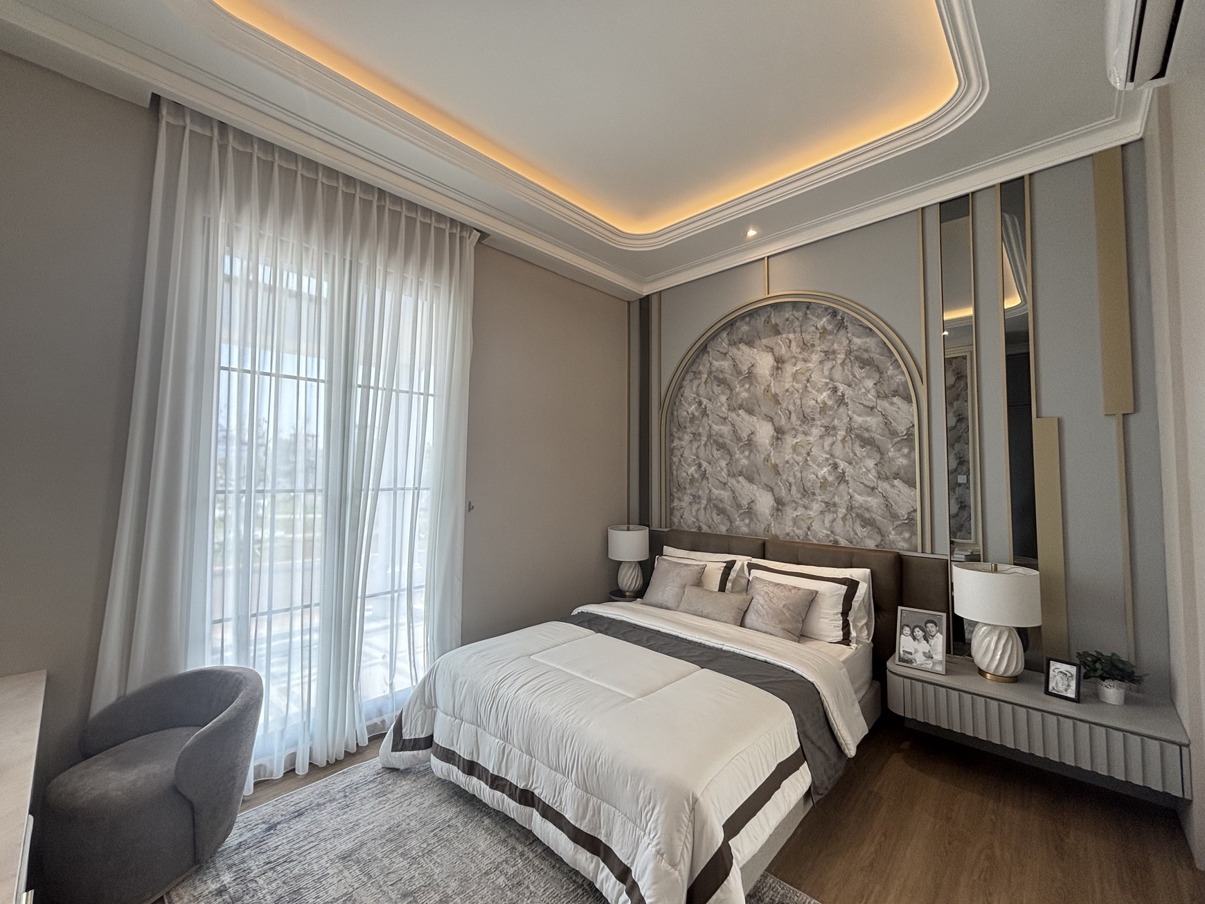 Gladious Attic - Rumah Glenview Citra Gran Cibubur 