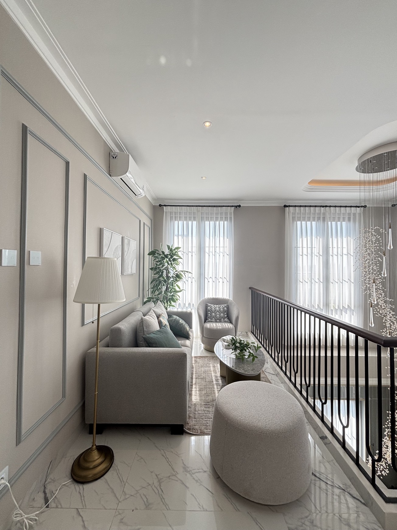 Gladious Attic - Rumah Glenview Citra Gran Cibubur 