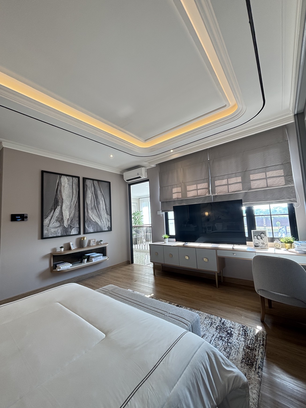 Gladious Attic - Rumah Glenview Citra Gran Cibubur 