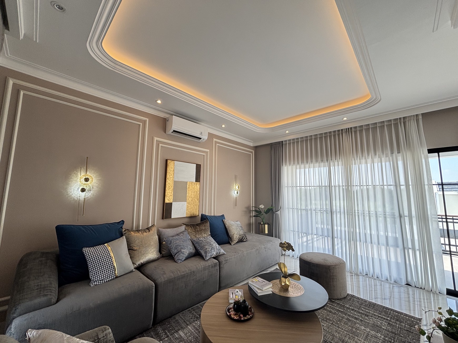 Gladious Attic - Rumah Glenview Citra Gran Cibubur 