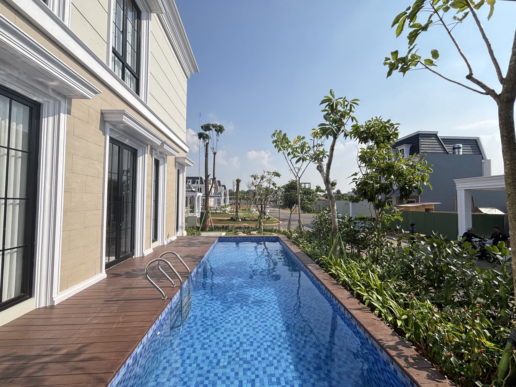 Gladious Attic - Rumah Glenview Citra Gran Cibubur 