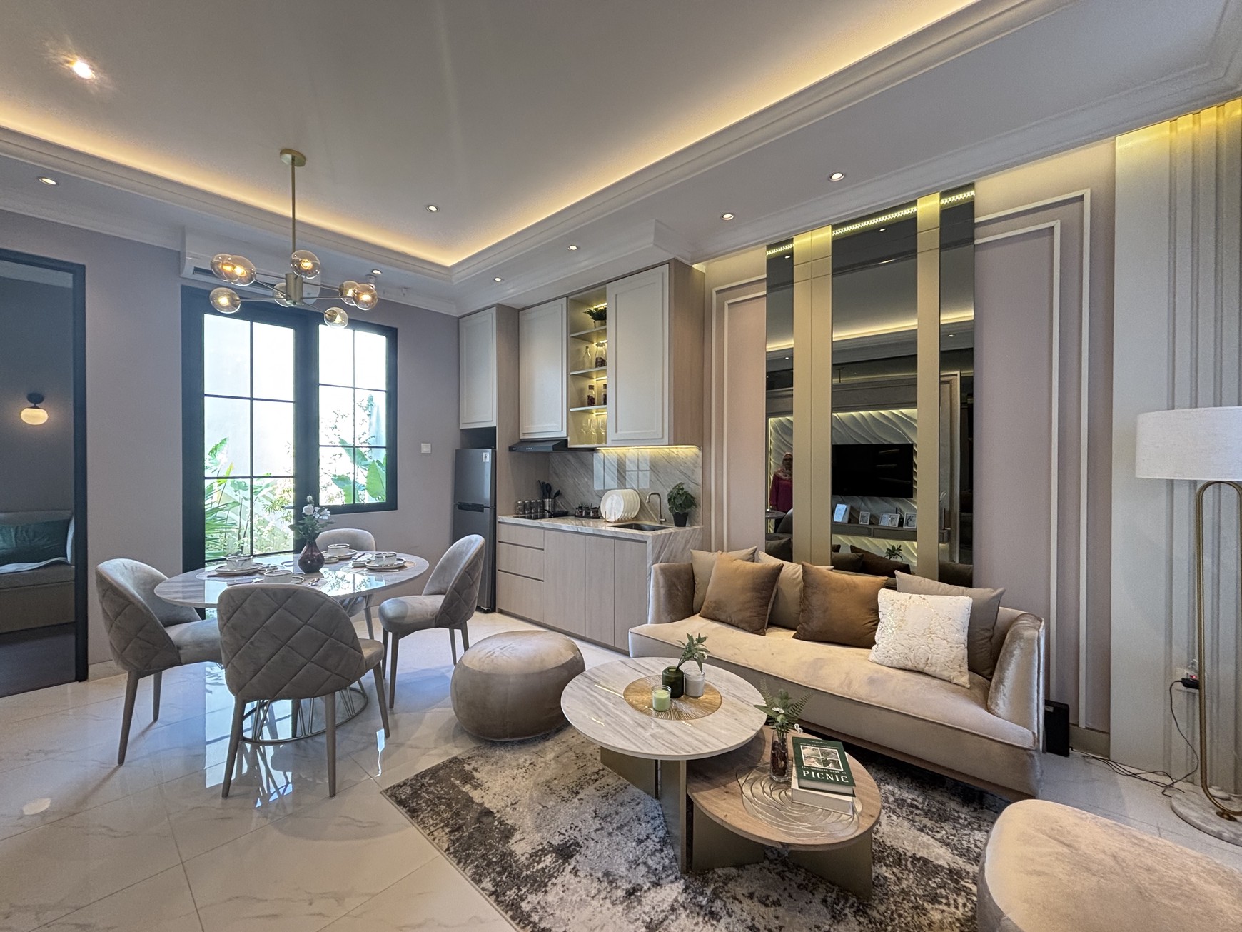 Galatsi  - Rumah Glenview Citra Gran Cibubur 