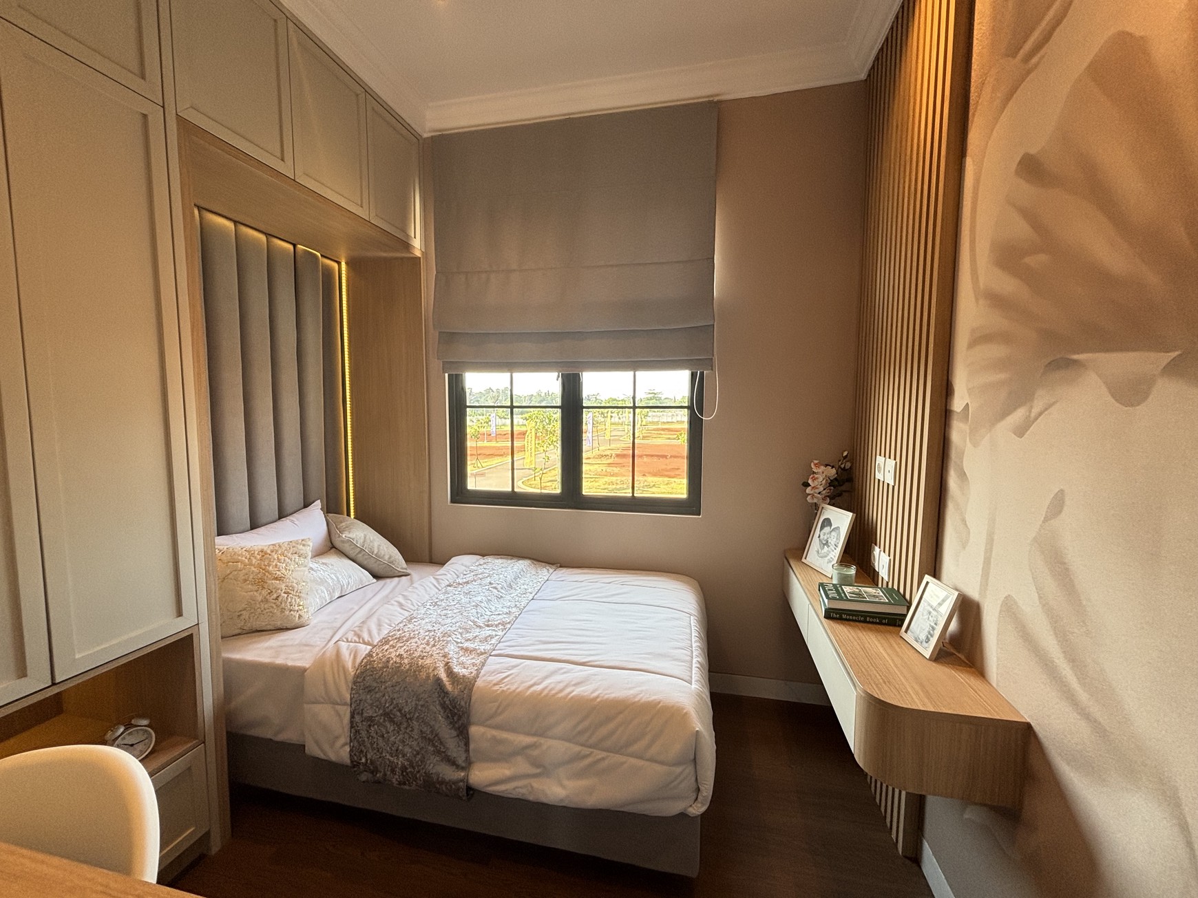 Galatsi  - Rumah Glenview Citra Gran Cibubur 