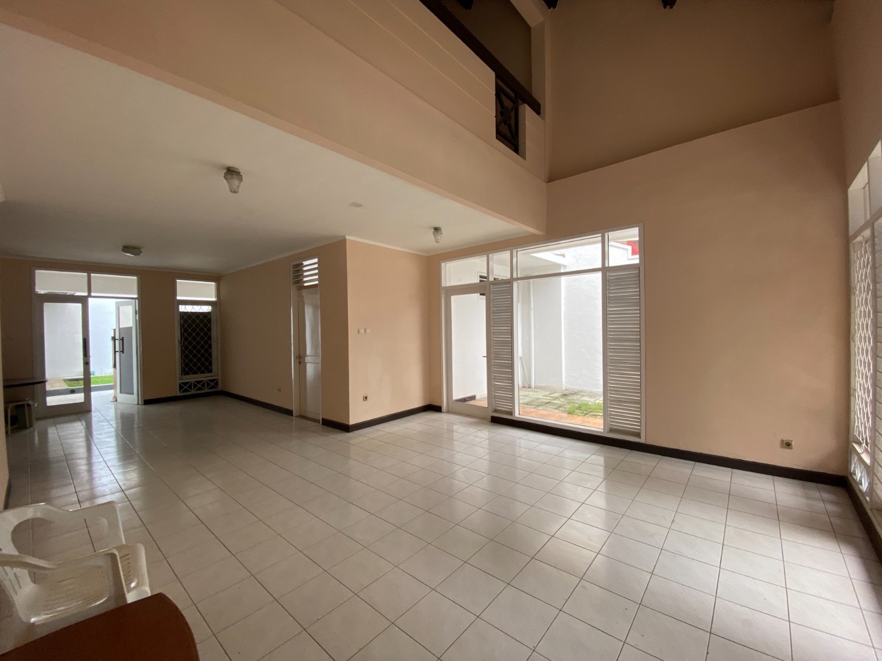 Rumah Hitung Tanah Area Cipete