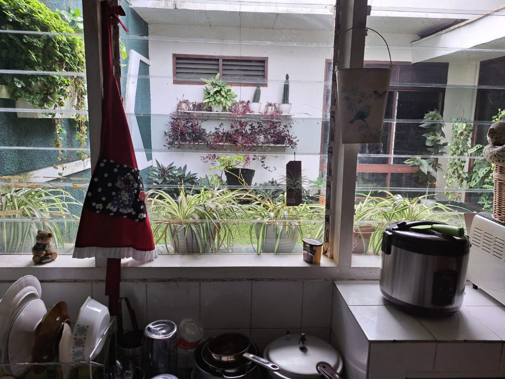 Rumah Siap Huni, Mewah, Asri lingkungan aman dan Nyaman di Bandung