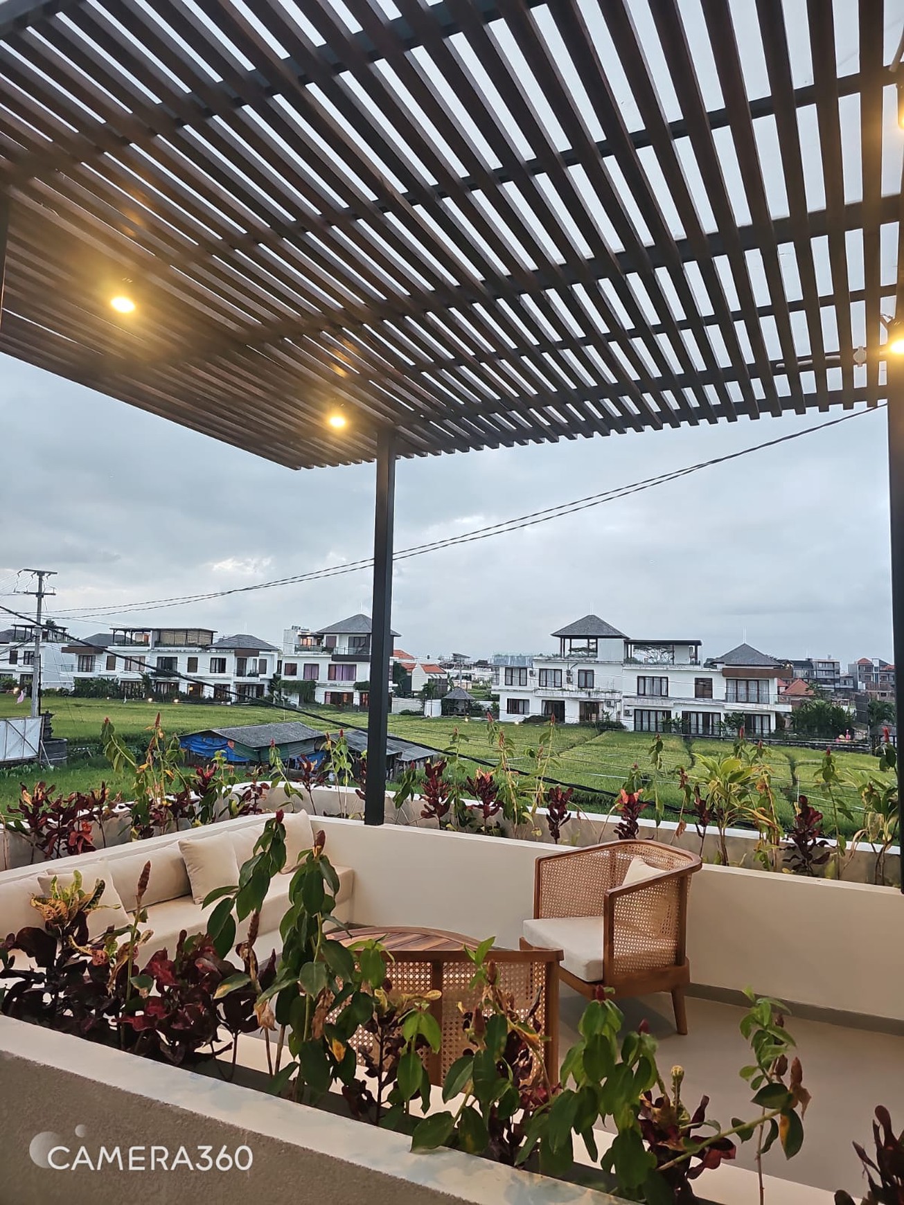 Leasehold - Prime Beachside Property with Commercial Potential in Cemagi