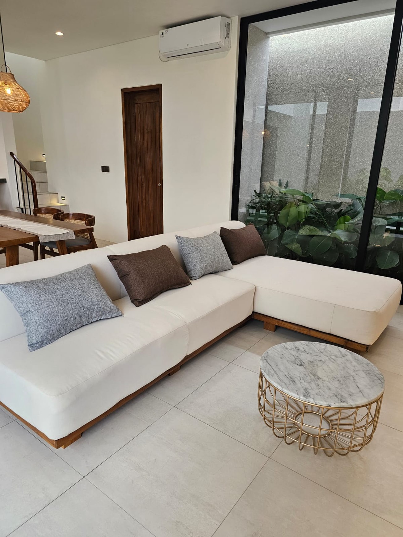 Leasehold - Luxurious 3-Floor Villa Near Cemagi Beach with Rooftop Gazebo and Private Pool