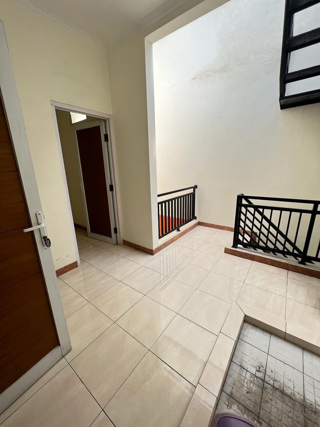 Rumah Kelapa Puan Timur, Kelapa Gading