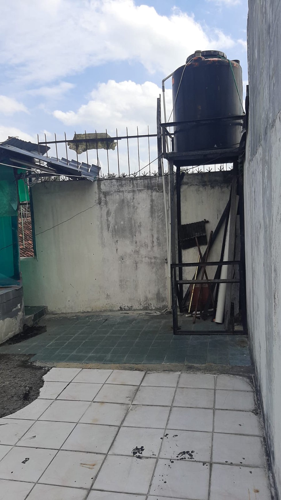 Rumah 4 Kamar Dalam Perum Ambarketawang Permai Gamping Sleman