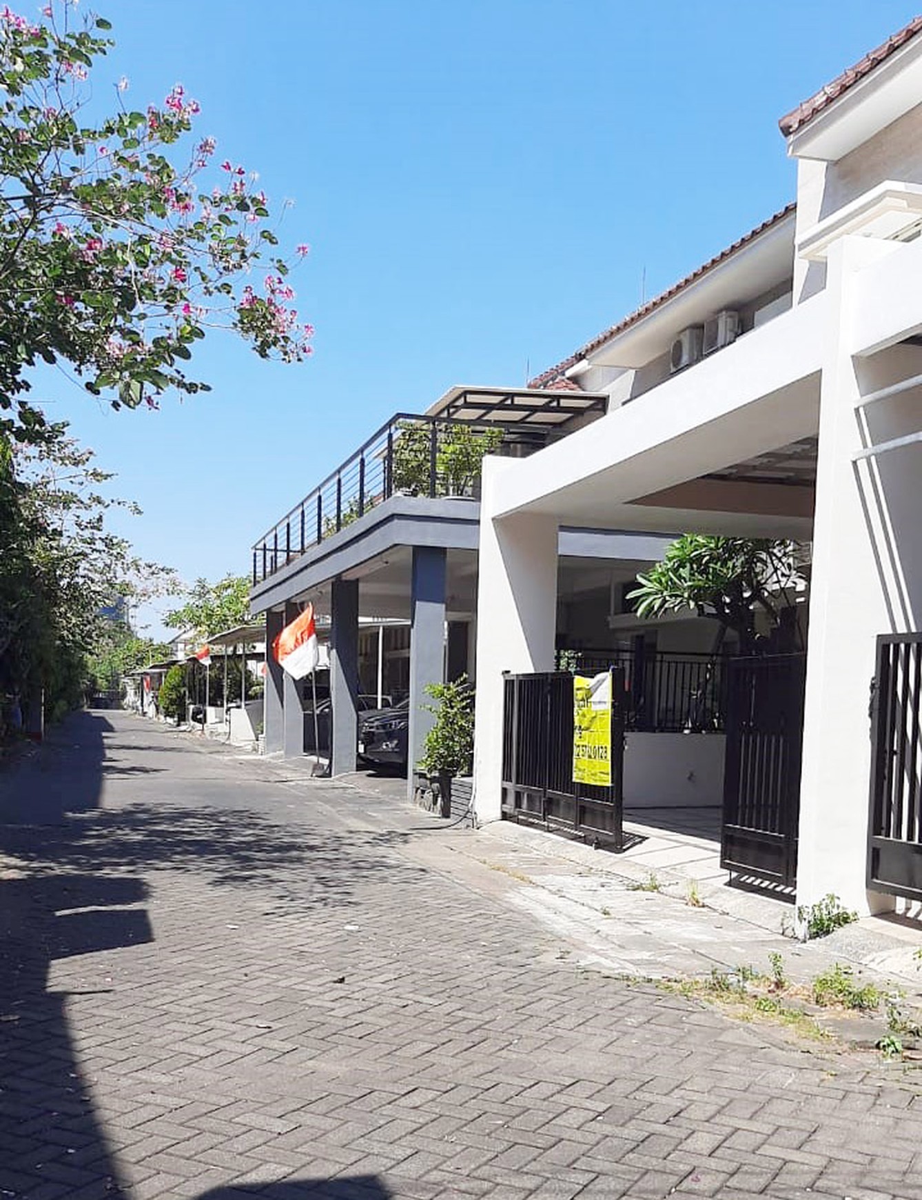 Rumah di Central Park A. Yani Surabaya Selatan, Minimalis, 2 Lantai, SIAP HUNI !!! - MG -