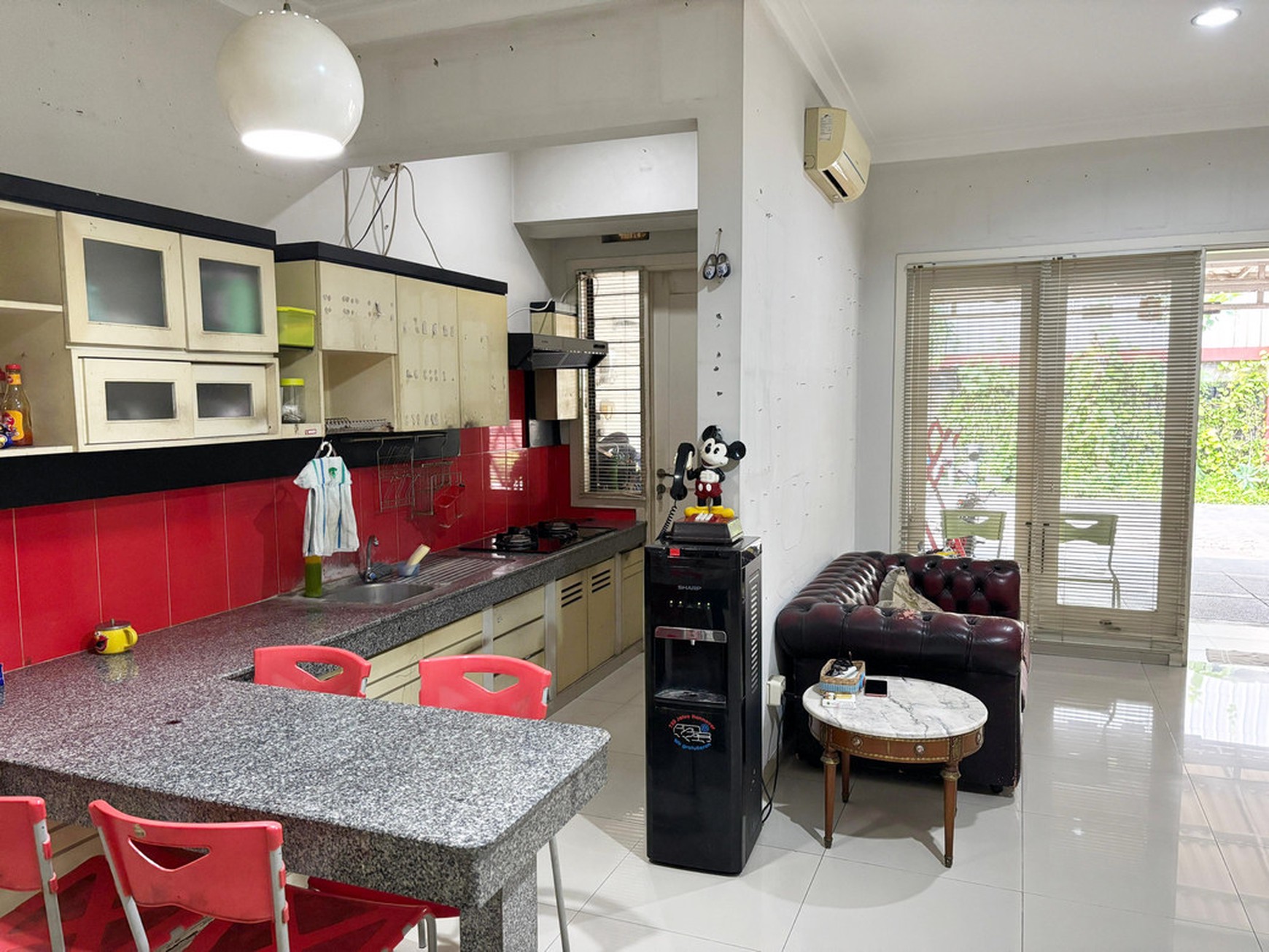 Rumah di Central Park A. Yani Surabaya Selatan, Minimalis, 2 Lantai, SIAP HUNI !!! - MG -
