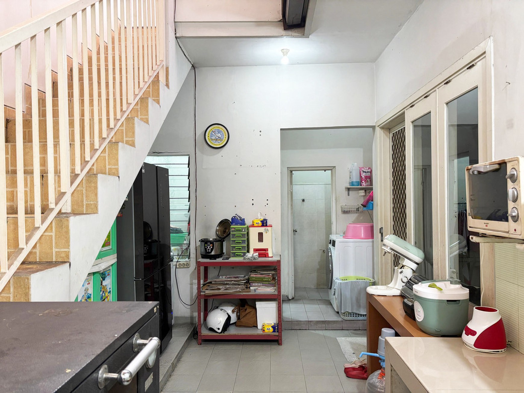 Rumah di Central Park A. Yani Surabaya Selatan, Minimalis, 2 Lantai, SIAP HUNI !!! - MG -